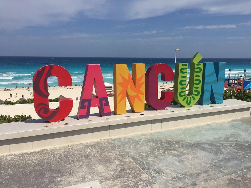 Room In Cancun Stadium Екстериор снимка