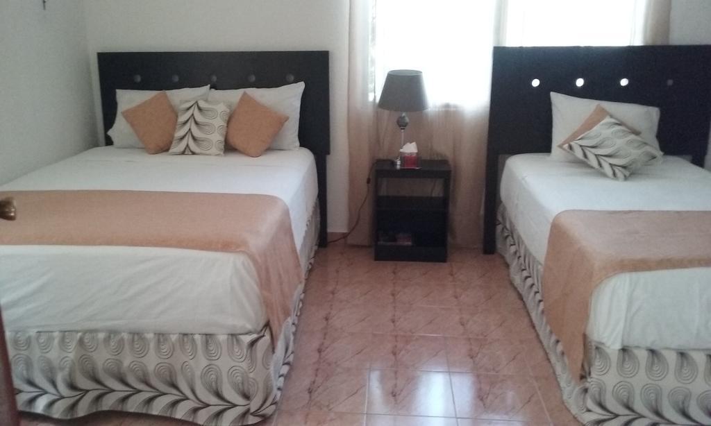 Room In Cancun Stadium Екстериор снимка