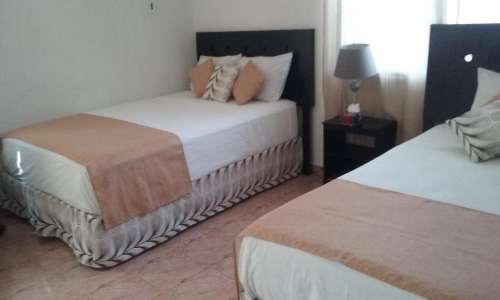 Room In Cancun Stadium Екстериор снимка