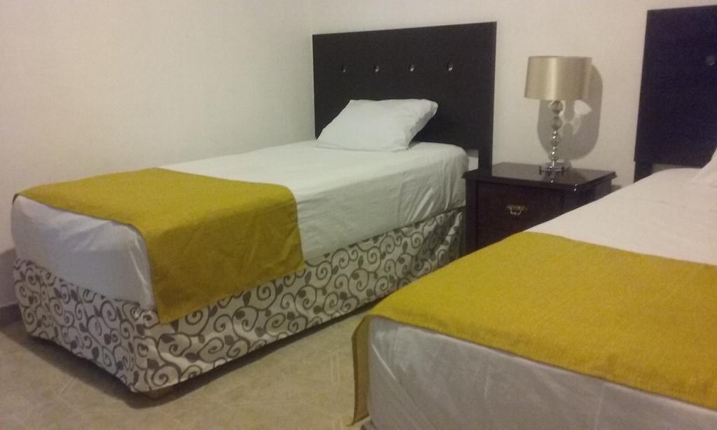 Room In Cancun Stadium Екстериор снимка